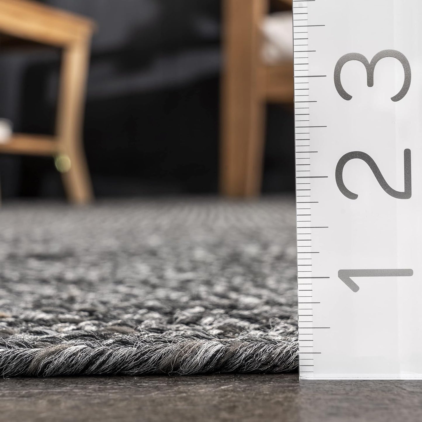 nuLOOM 2' x 3' Solid Hand Braided Indoor/Outdoor Area Rug, Pet-Friendly, High Traffic, Weather Resistant, for Patio, Balcony, Bedroom, Living Room, Dining Room, Wynn Charcoal