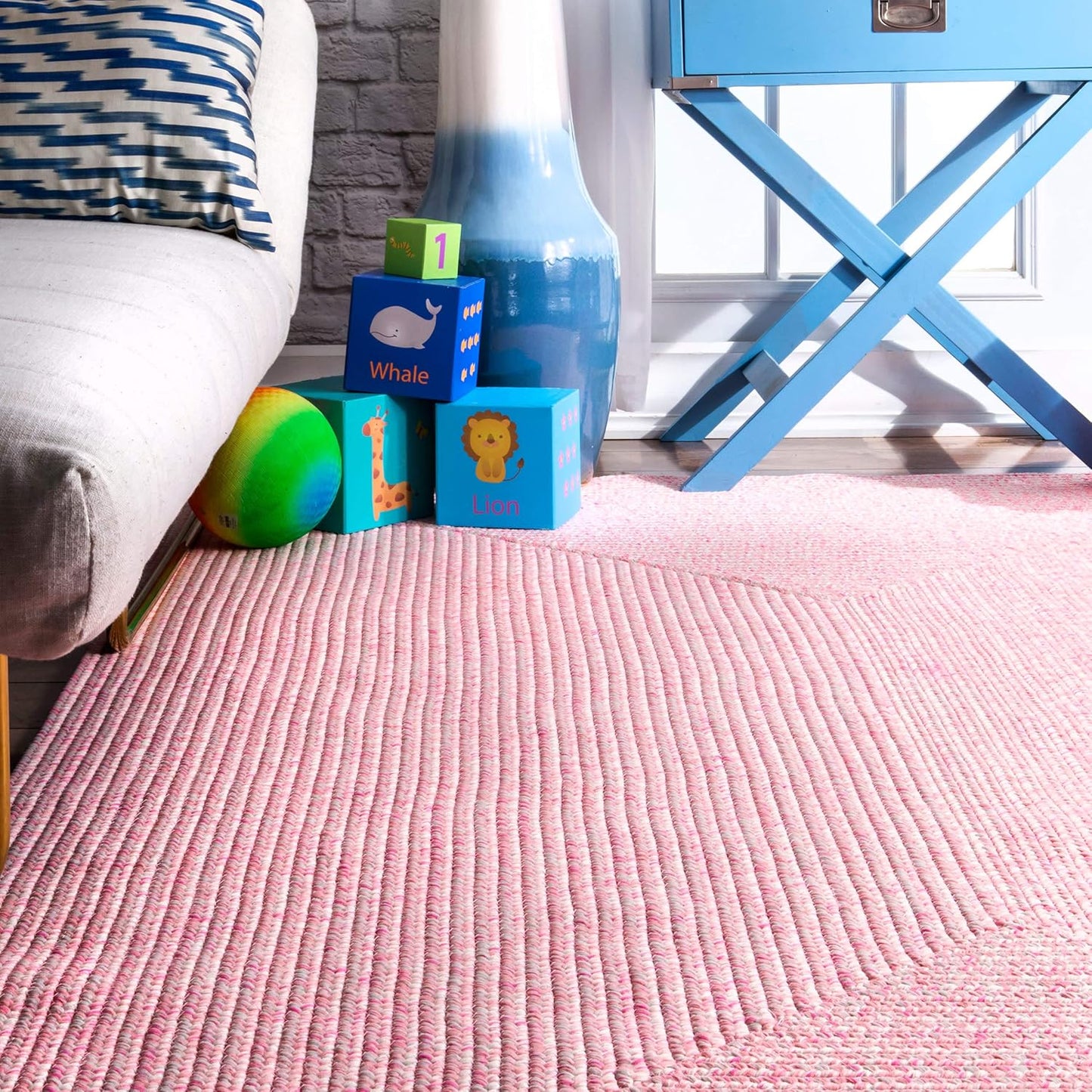 nuLOOM 2' x 8' Solid Hand Braided Indoor/Outdoor Area Rug, Pet-Friendly, High Traffic, Weather Resistant, for Patio, Balcony, Bedroom, Living, Dining Room, Wynn Pink