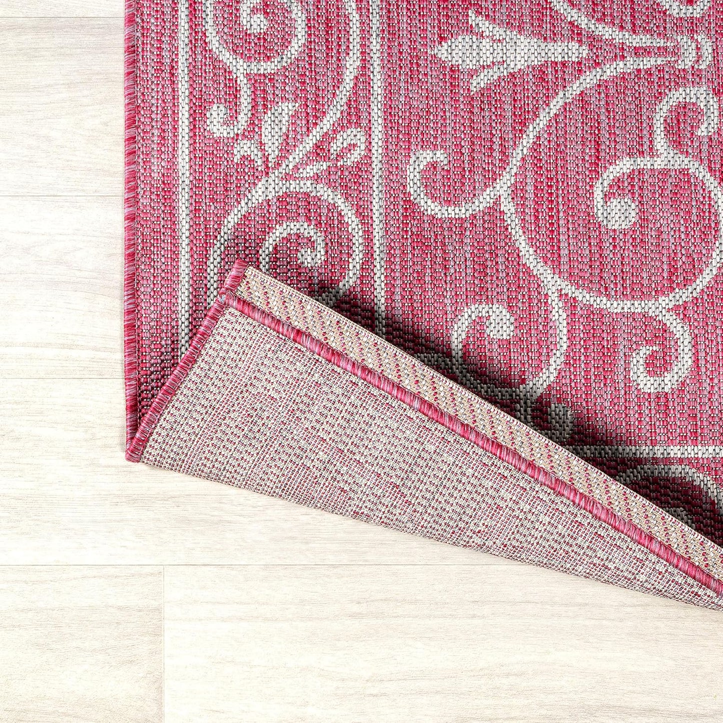 JONATHAN Y SMB106J-5R Charleston Vintage Filigree Textured Weave Indoor Outdoor Area Rug, Coastal, Bohemian, Classic Easy Clean,Bedroom,Kitchen,Backyard,Patio, Non-Shed, Fuchsia/Light Gray, 5' Round