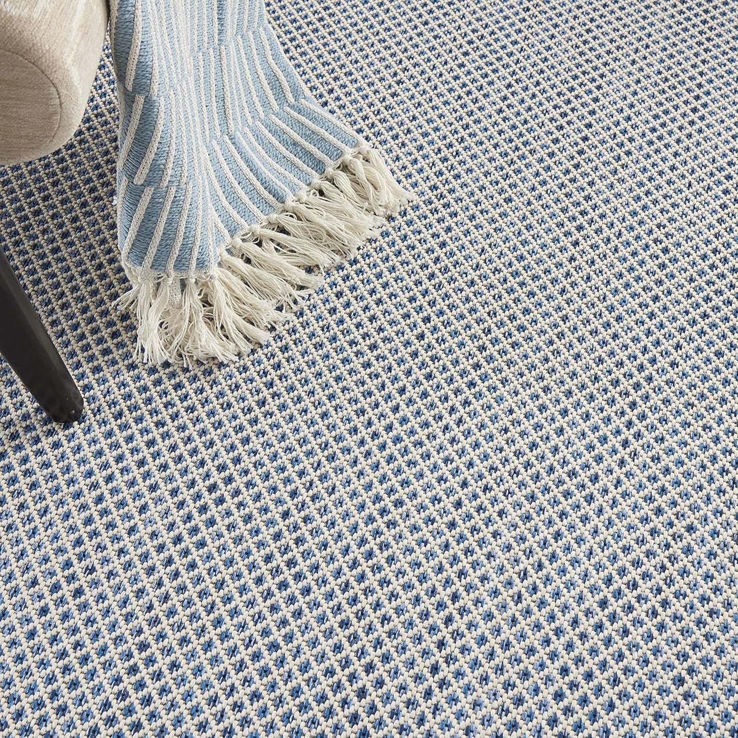 Nourison Home Courtyard 60" x 84" Fabric Indoor/Outdoor Rug in Ivory Blue